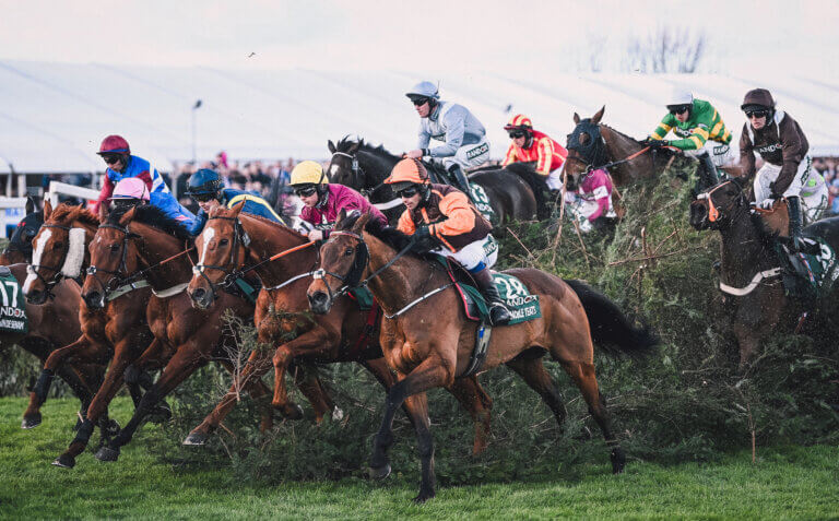 230412174902-03-grand-national-race-file-2022-2